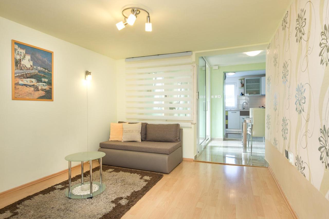 Beach Apartment Krk Town Exterior foto